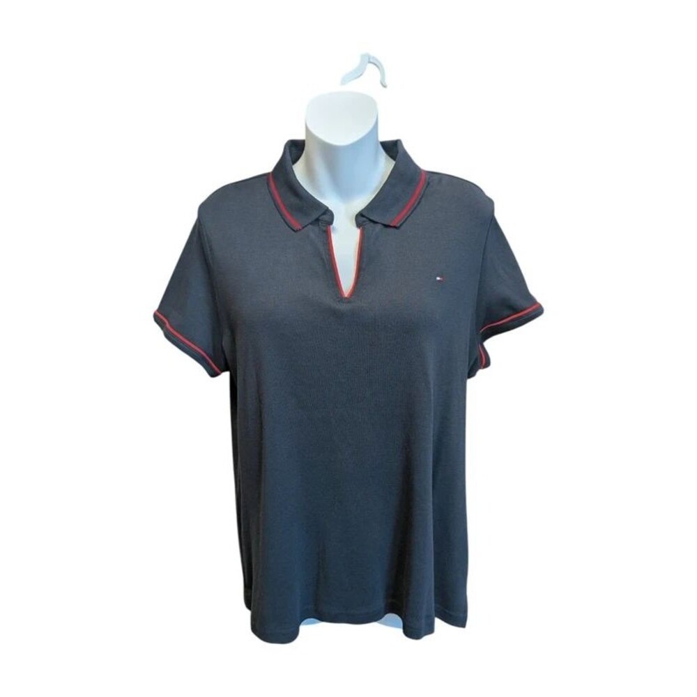 Tommy Hilfiger Collared Golf Polo Shirt in Navy with Red Detail Size XL